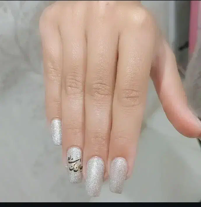 آموزش صفر تا صد کاشت ناخن و لیفت مژه و ابرو|خدمات آرایشگری و زیبایی|کوهدشت, |دیوار