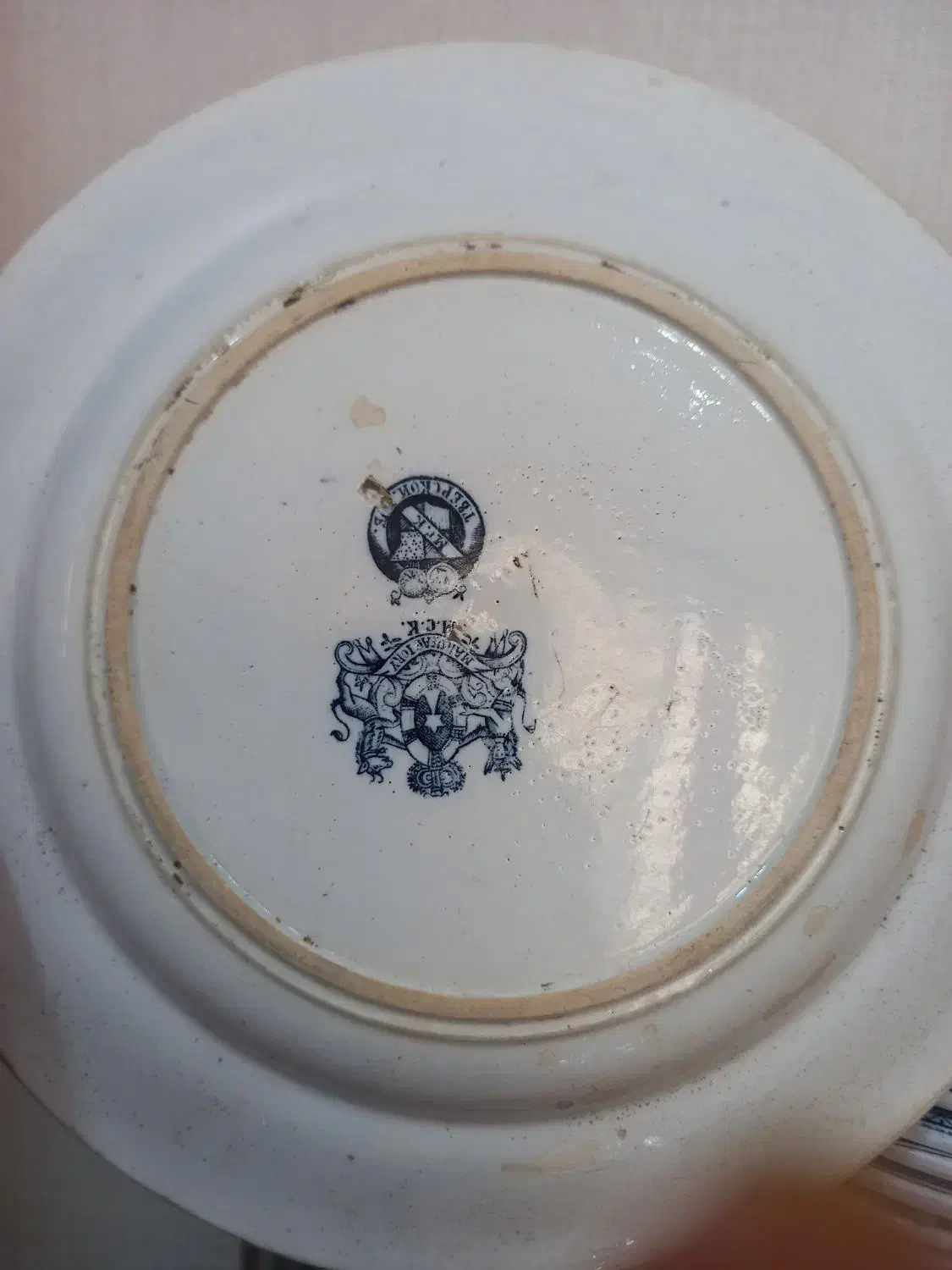 بشقاب روسی مارک کوزینسف|کلکسیون اشیاء عتیقه|قزوین, |دیوار