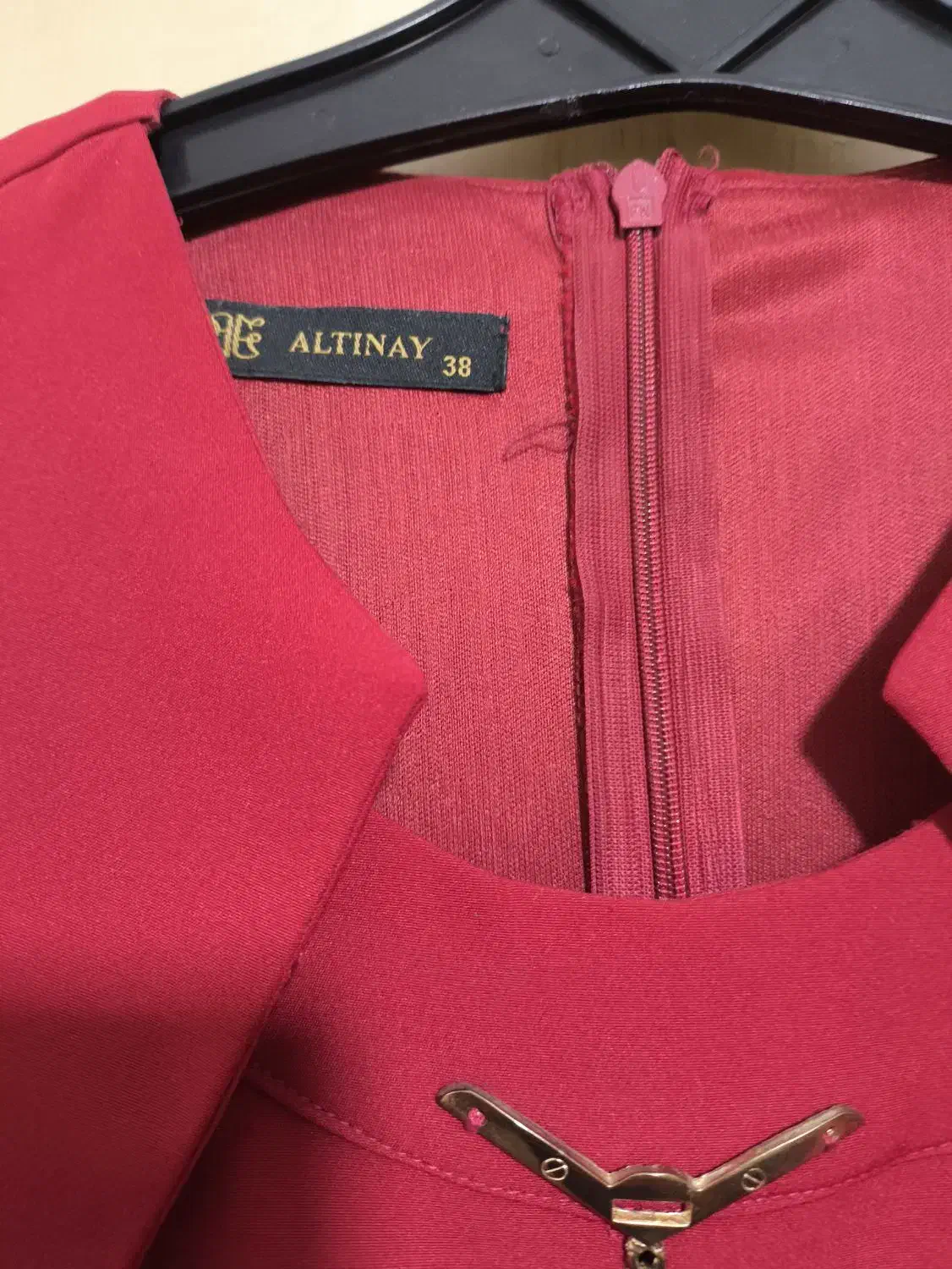 مجلسی بلند|لباس|ماهدشت, |دیوار