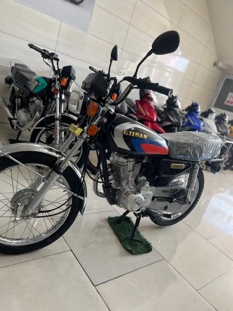 احسان 200 CDI تمیز در حد لاکاغذی و کاربراتوری|موتورسیکلت|یزد, |دیوار