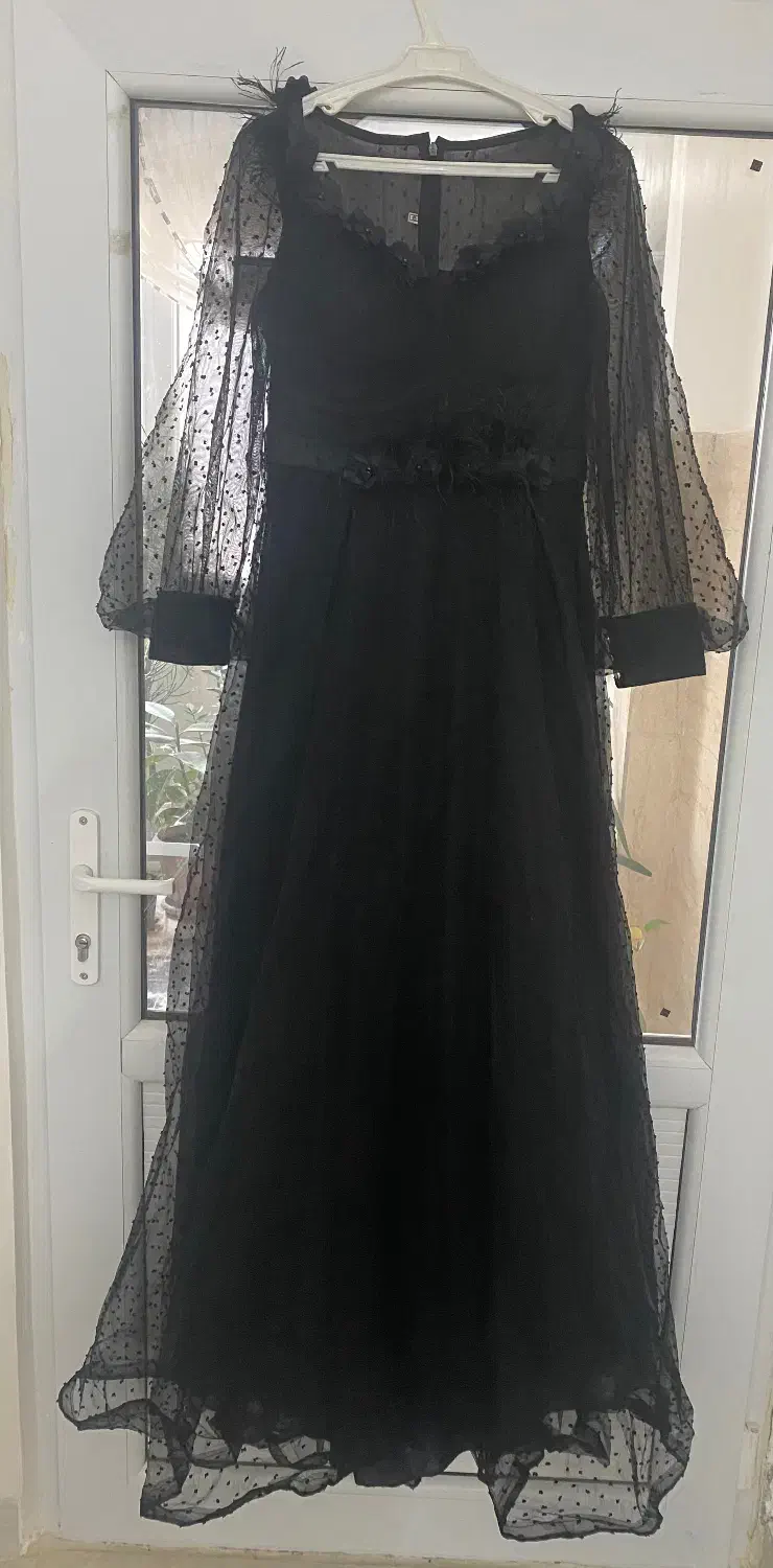 لباس مجلسی|لباس|تاکستان, |دیوار