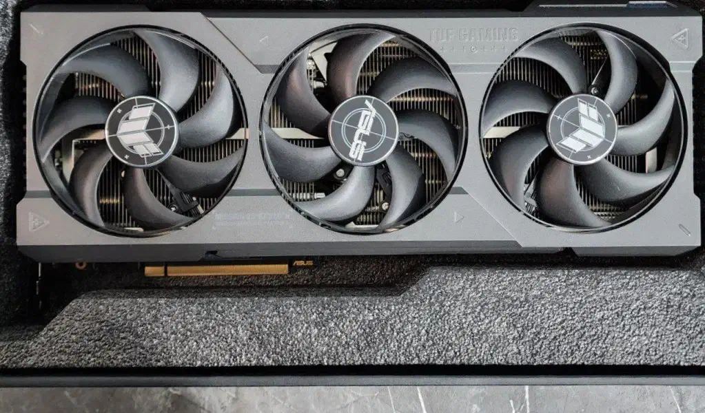 کارت گرافیک Asus Tuf Gaming RTX 4090 24GB GDDR6X|قطعات و لوازم جانبی رایانه|تهران, میدان ولیعصر|دیوار