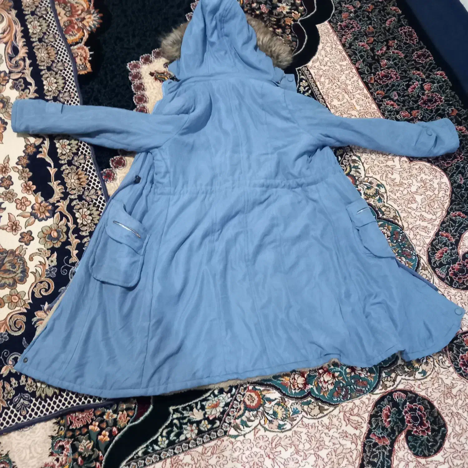 کاپشن اسپرت|لباس|بیستون, |دیوار