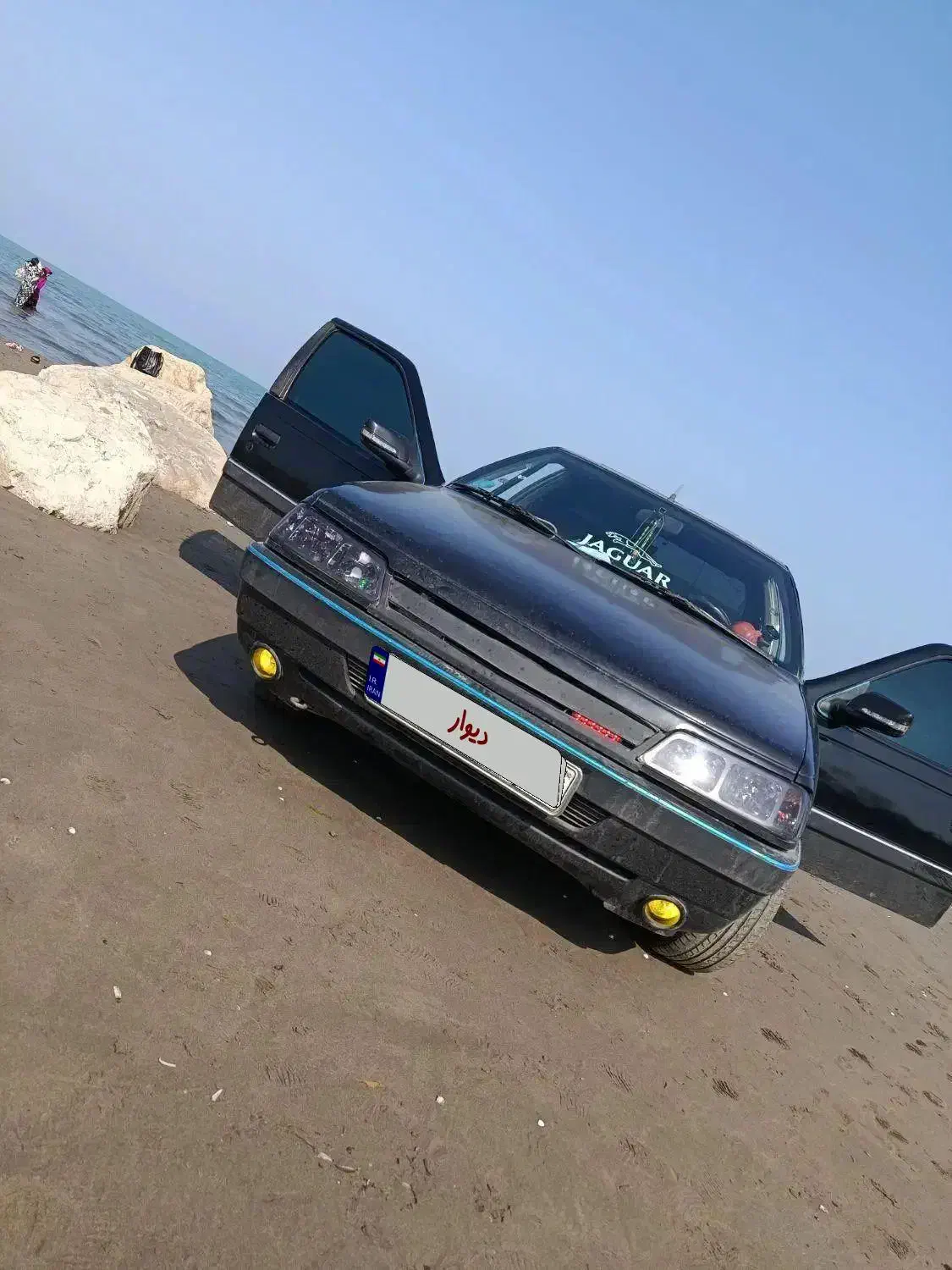 پژو ۴۰۵ مشکی|خودرو سواری و وانت|گرگان, |دیوار