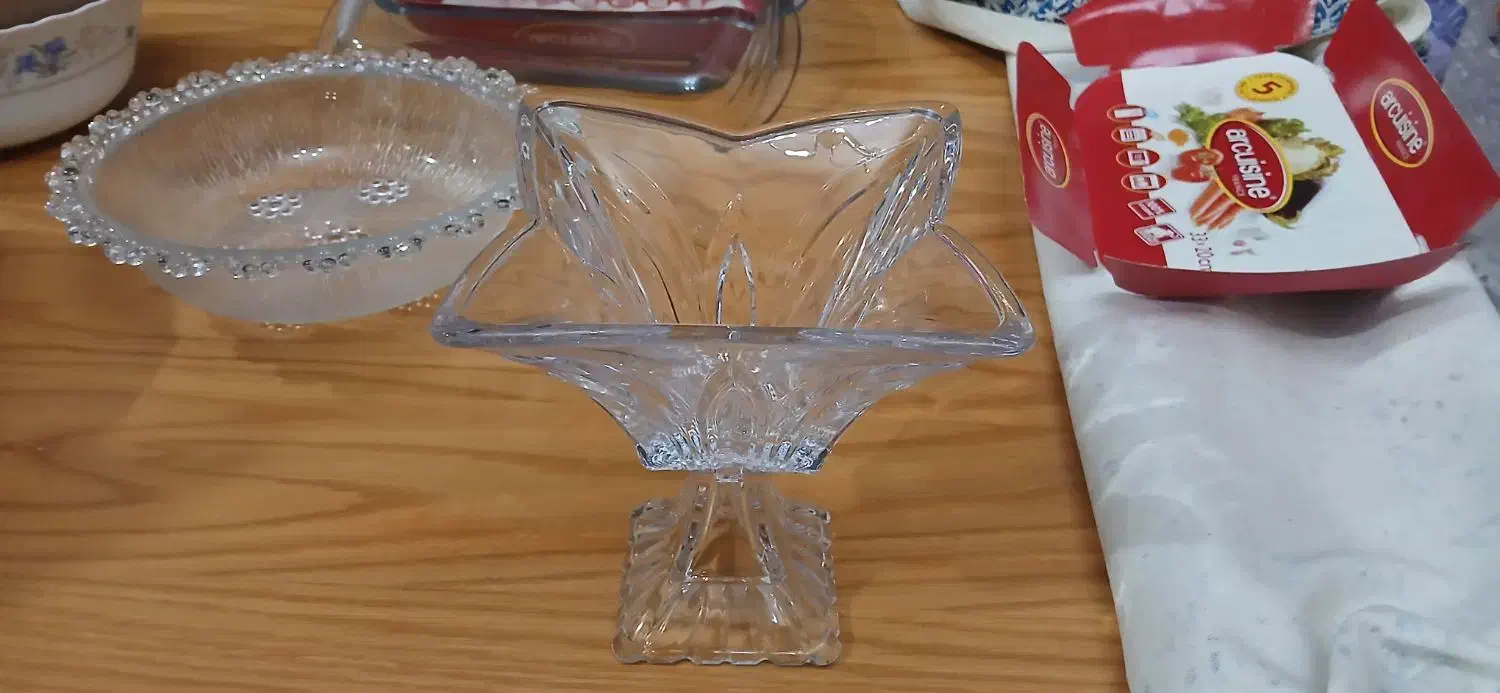 ظروف|ظروف سرو و پذیرایی|شیراز, قلعه شاهزاده بیگم|دیوار