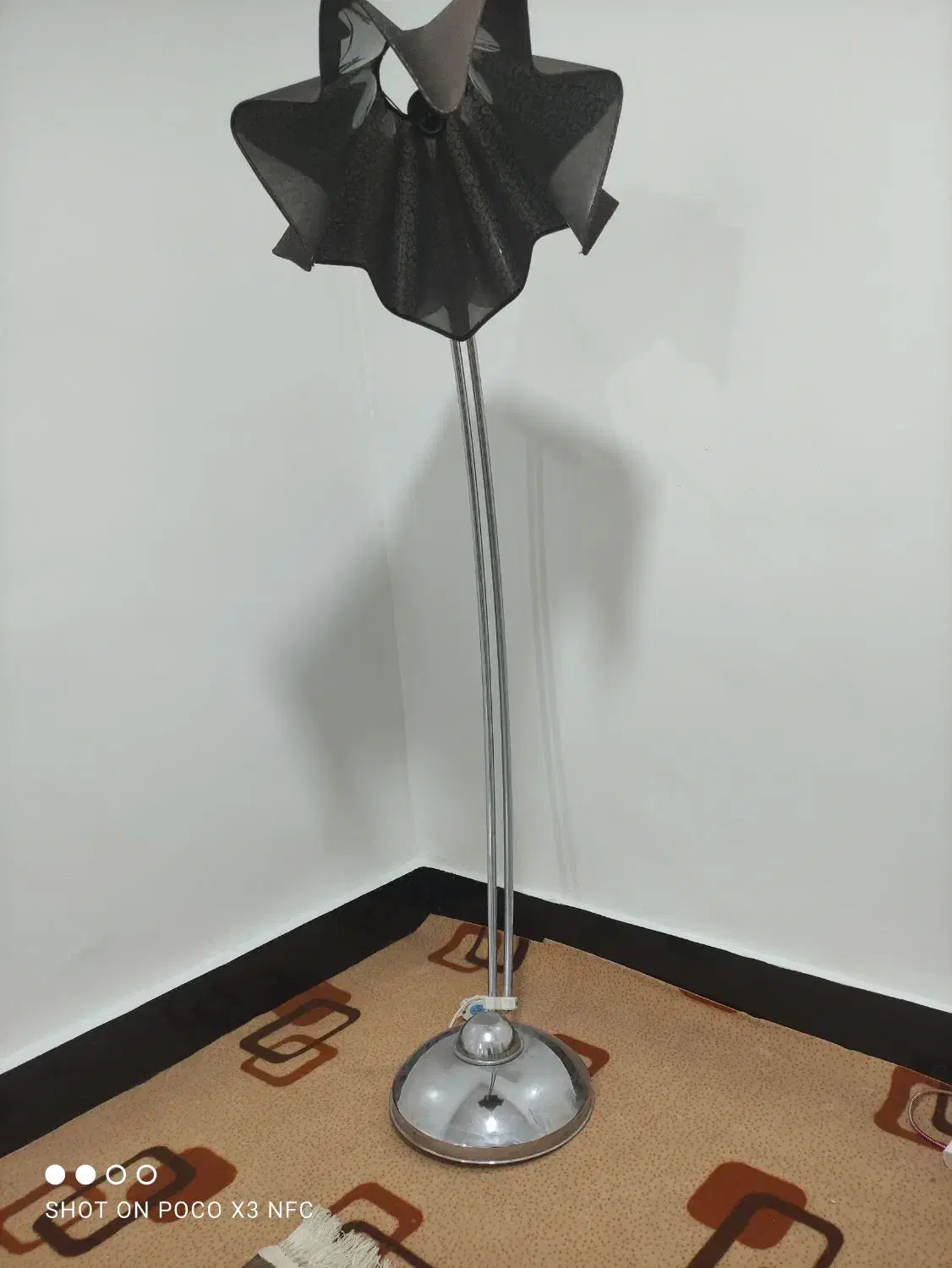 آباژور ایستاده|چراغ خواب و آباژور|مسجد سلیمان, |دیوار