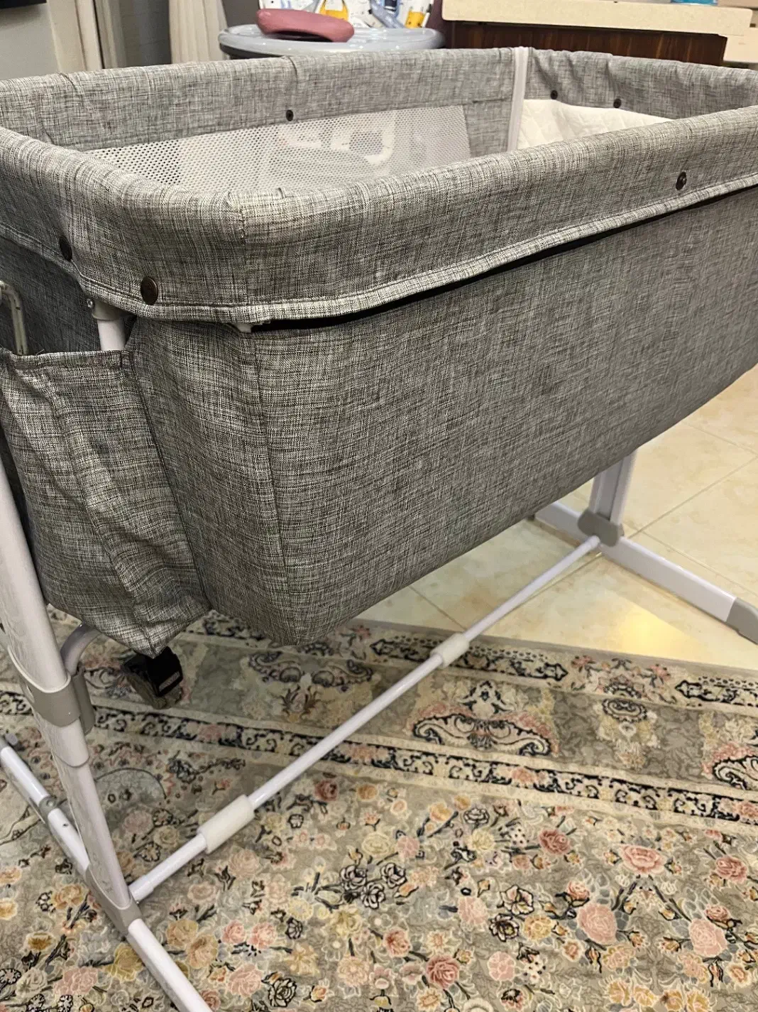 تخت کنار مادری دلیجان در حد نو به خاطر کمبود جا|اسباب و اثاث بچه|تهران, طرشت|دیوار