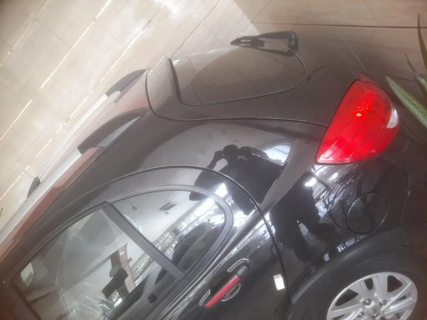 کوئیک R مشکی قرمز 1402|خودرو سواری و وانت|اصفهان, دوطفلان|دیوار