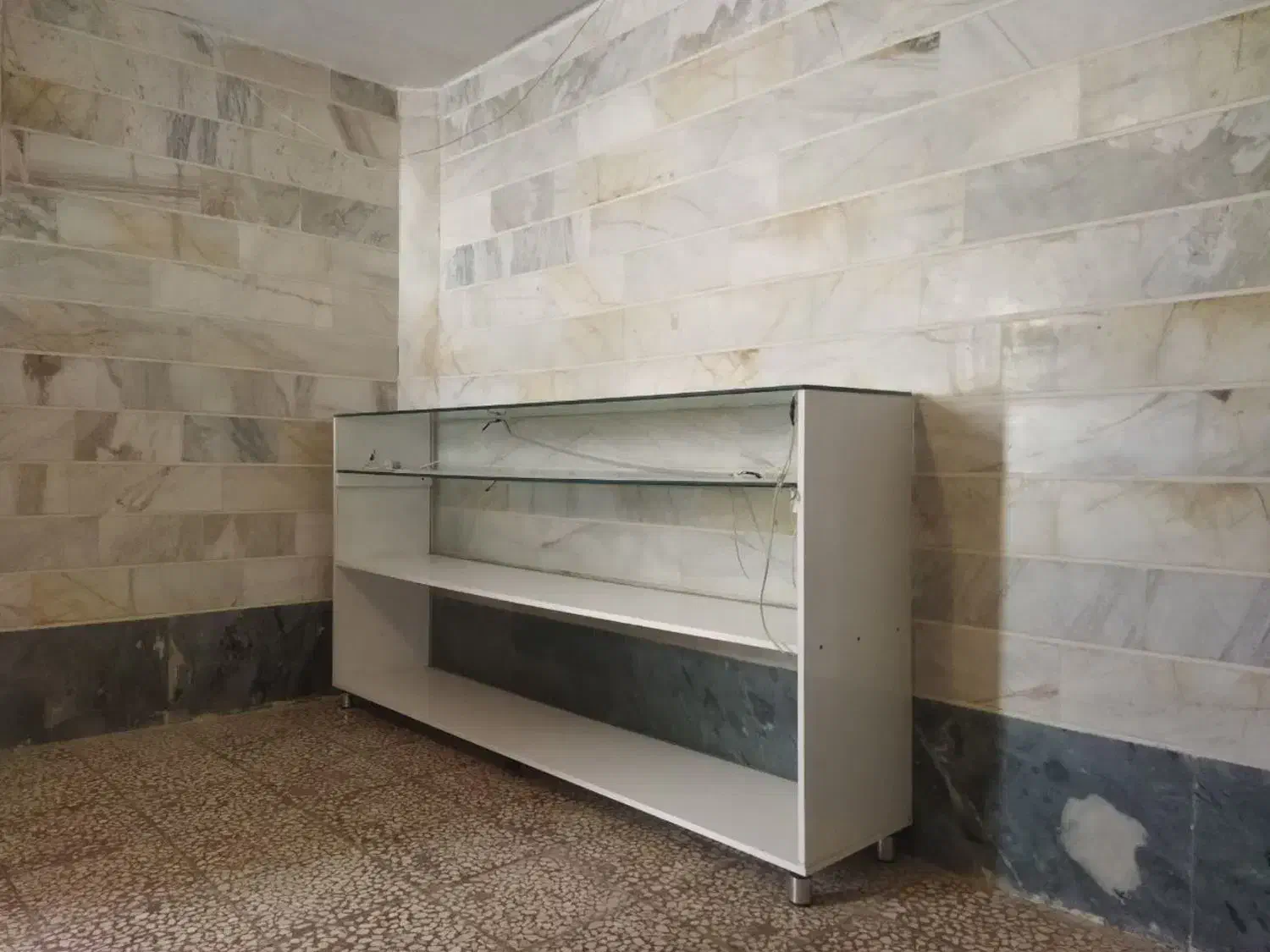 میز دکوری وویترین|بوفه، ویترین، کنسول|قزوین, |دیوار