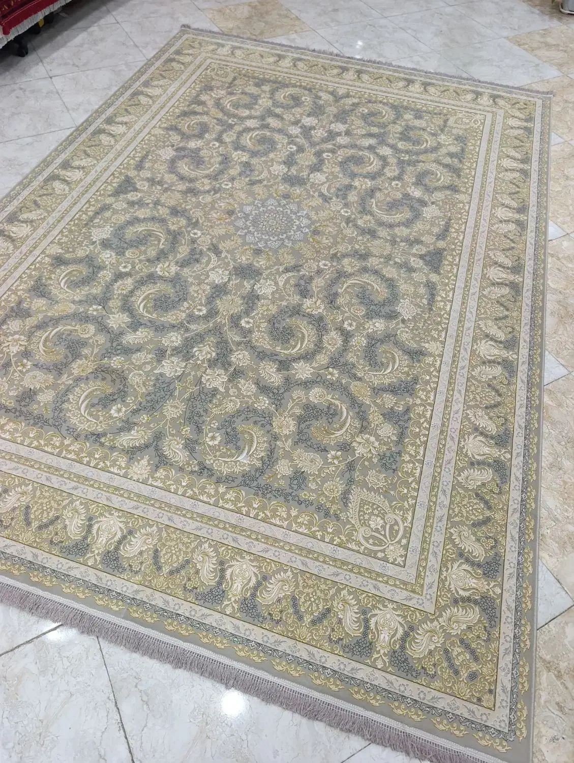 ۲تخته ۹متری و ۱تخته ۶متری ۱۲۰۰شانه طلاکوب|فرش|نظرآباد, رسالت|دیوار