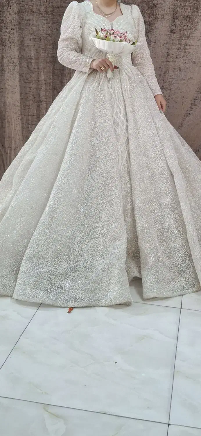 فروش لباس عروس ،همراه ژپون و شنل|لباس|زنجان, |دیوار