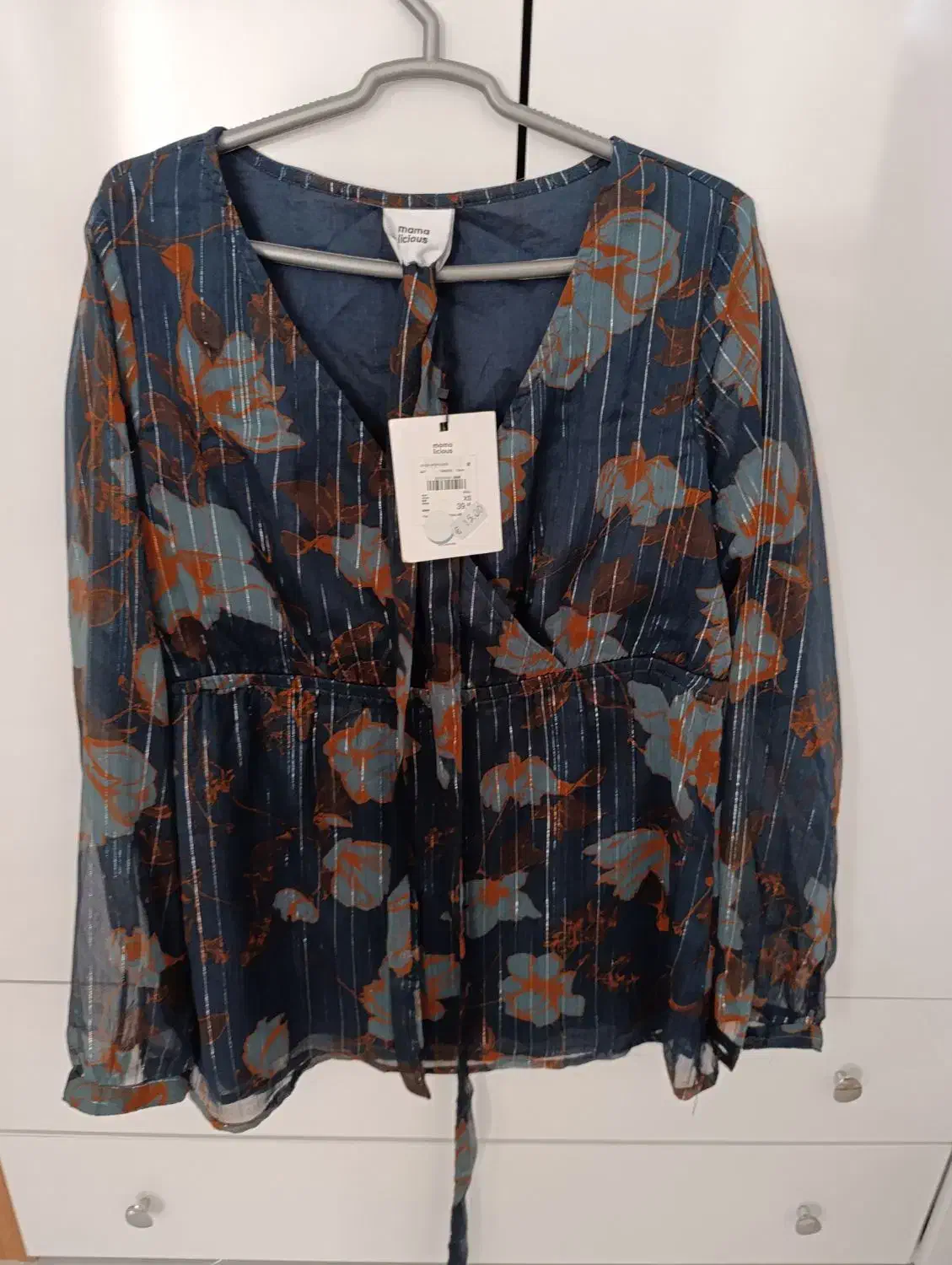 شومیز|لباس|خرمآباد, |دیوار