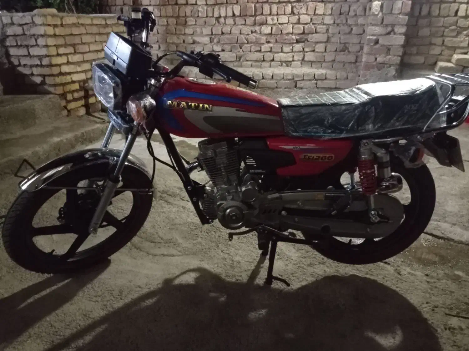 متین ۲۰۰ مدل ۱۴۰۲ در حد صفر|موتورسیکلت|کنگاور, |دیوار