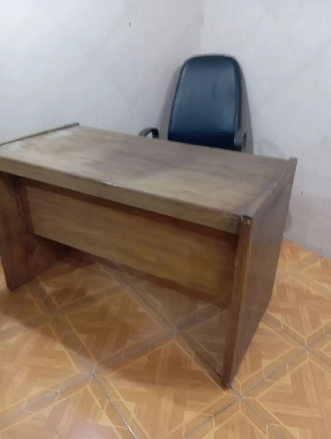 میز و صندلی|مبلمان اداری|زرند, |دیوار