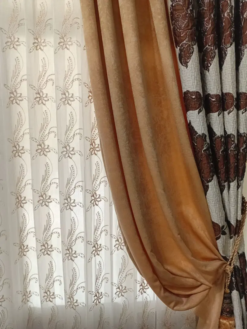 پرده|پرده، رانر، رومیزی|رشت, حومه رشت|دیوار