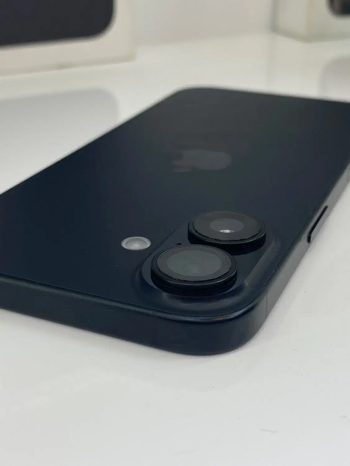 ایفون ۱۶نرمال مشکی باریجستر ۲۵۶|موبایل|اصفهان, مفتح|دیوار