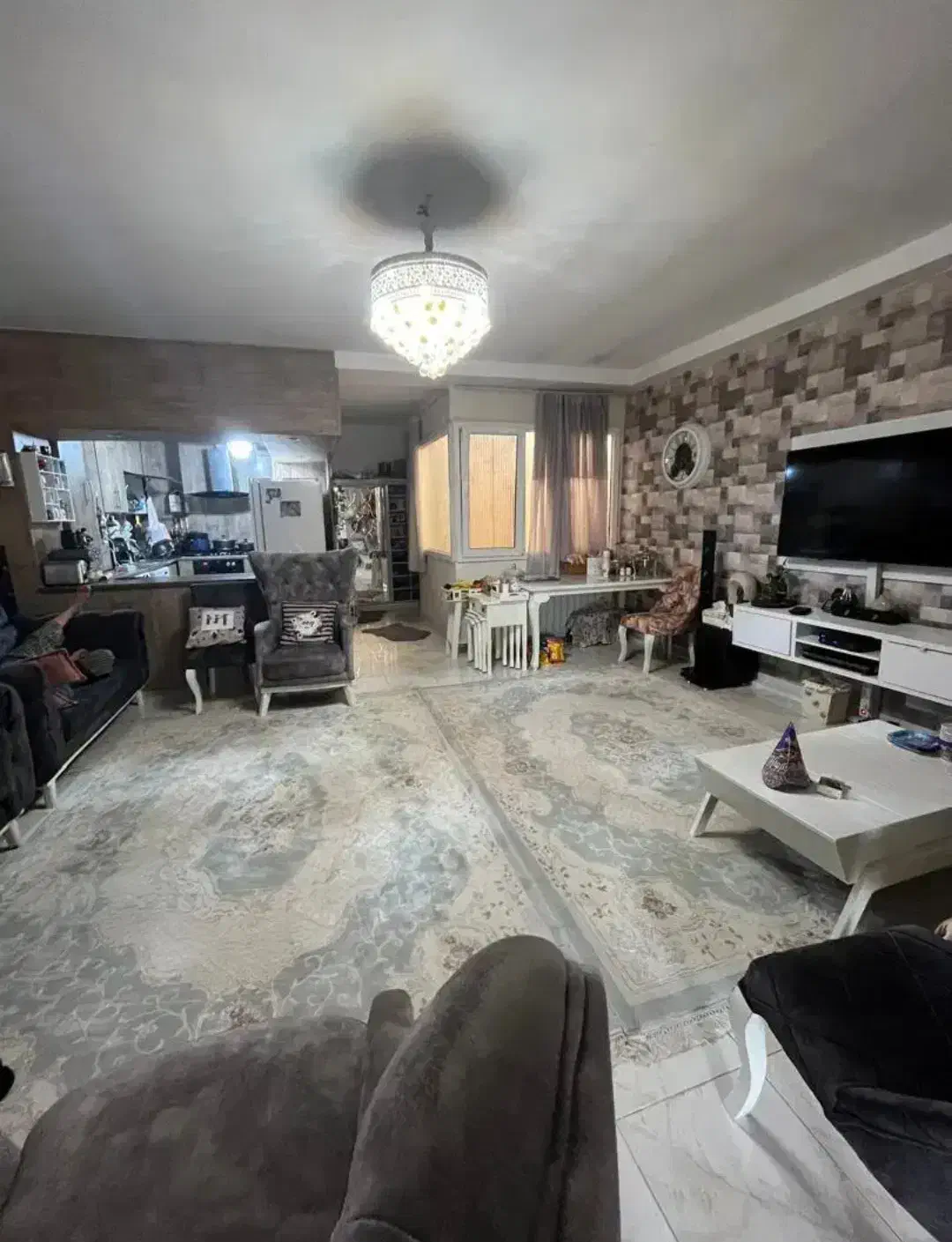 اپارتمان ۸۴متر روبنما و افتاب دوخواب(شهرک بعثت|فروش آپارتمان|مشکیندشت, |دیوار