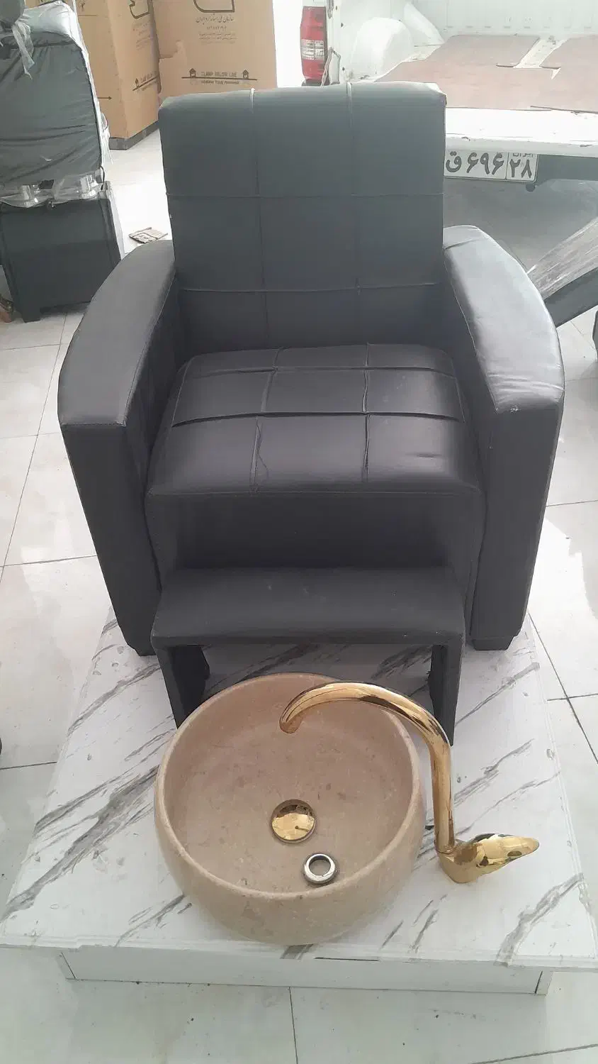 تعدادی وسایل وتجهیزات ارایشگاه  ....|آرایشگاه و سالن‌های زیبایی|اسدآباد, |دیوار