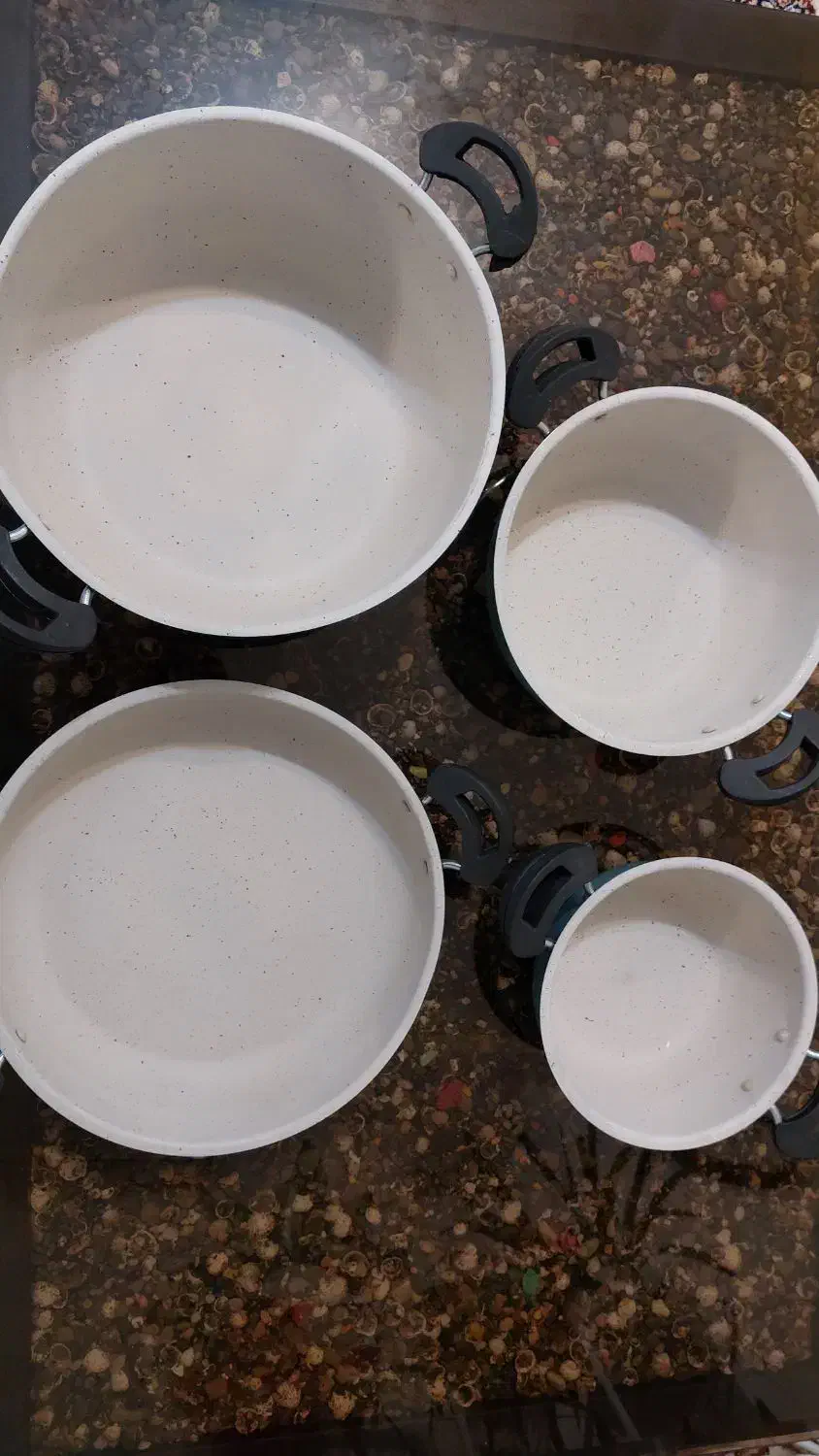 قابلمه|ظروف پخت‌وپز|سنندج, |دیوار