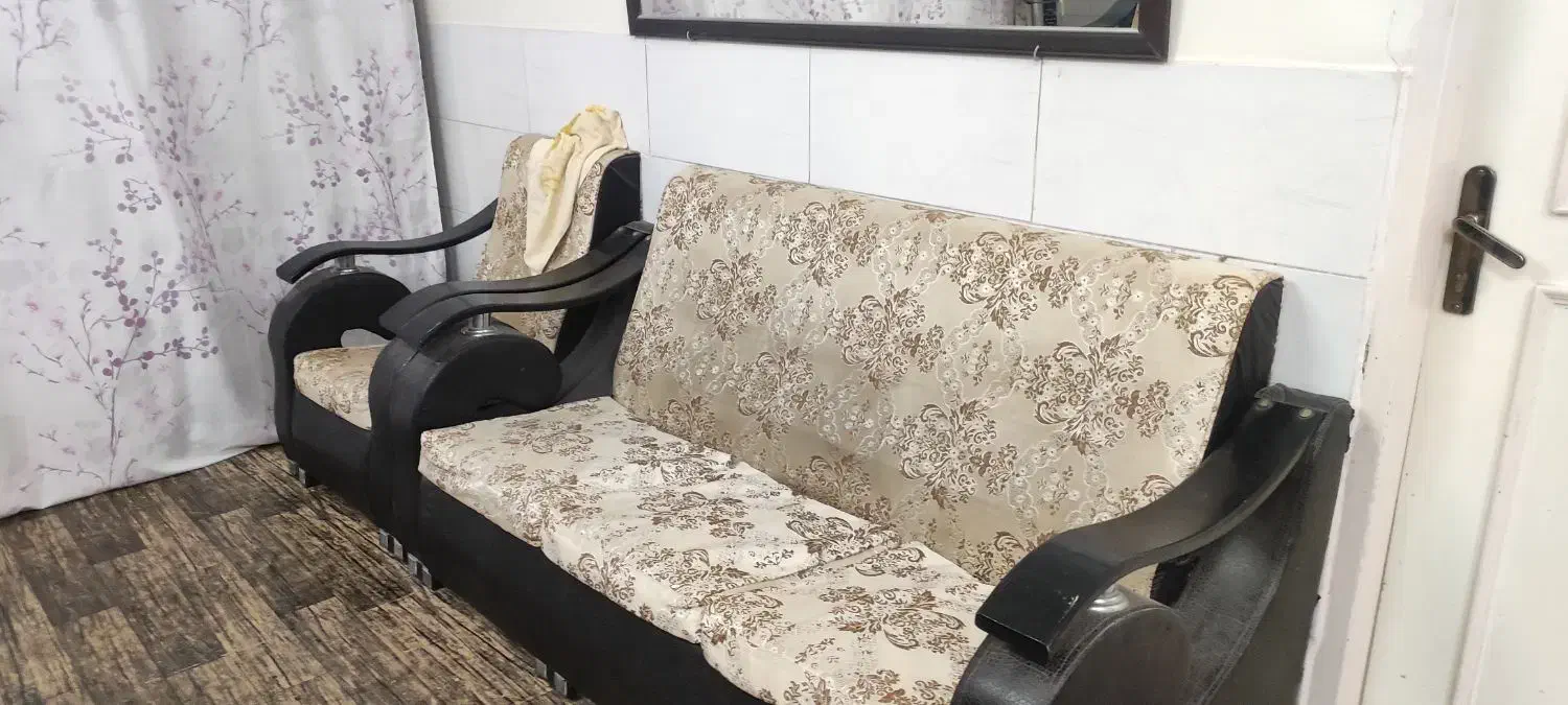 مبل هفت نفره|مبلمان خانگی و میز عسلی|قم, چهل درخت‎|دیوار