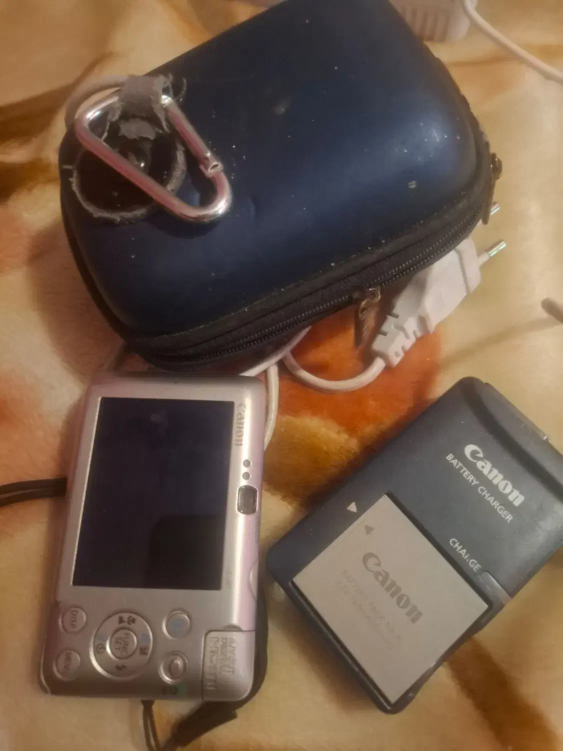 دوربین عکاسی و فیلمبرداری کنون|دوربین عکاسی و فیلم‌برداری|کرج, حصارک بالا|دیوار