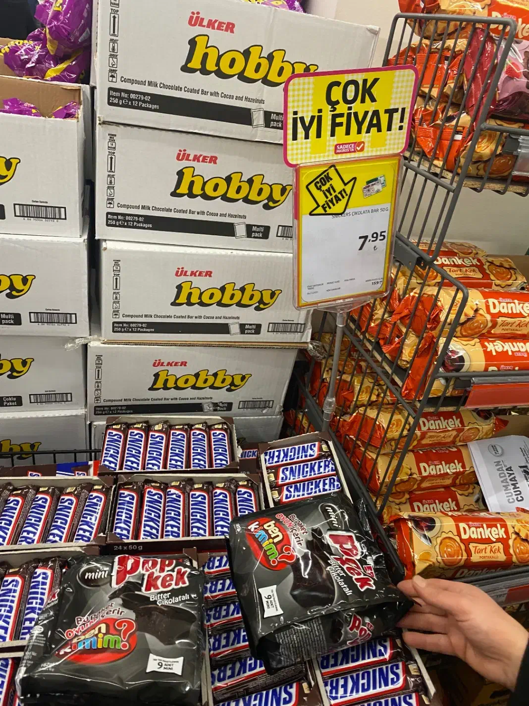 کارگر سوپرمارکت (هایپر)|استخدام خدمات فروشگاه و رستوران|تهران, کامرانیه|دیوار