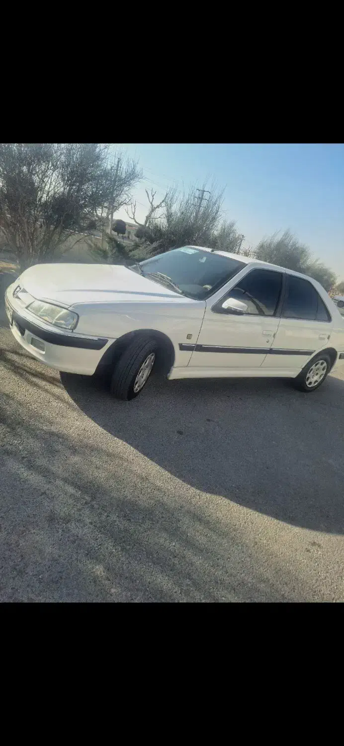 پژو پارس|خودرو سواری و وانت|اندیشه, اندیشه فاز ۴|دیوار