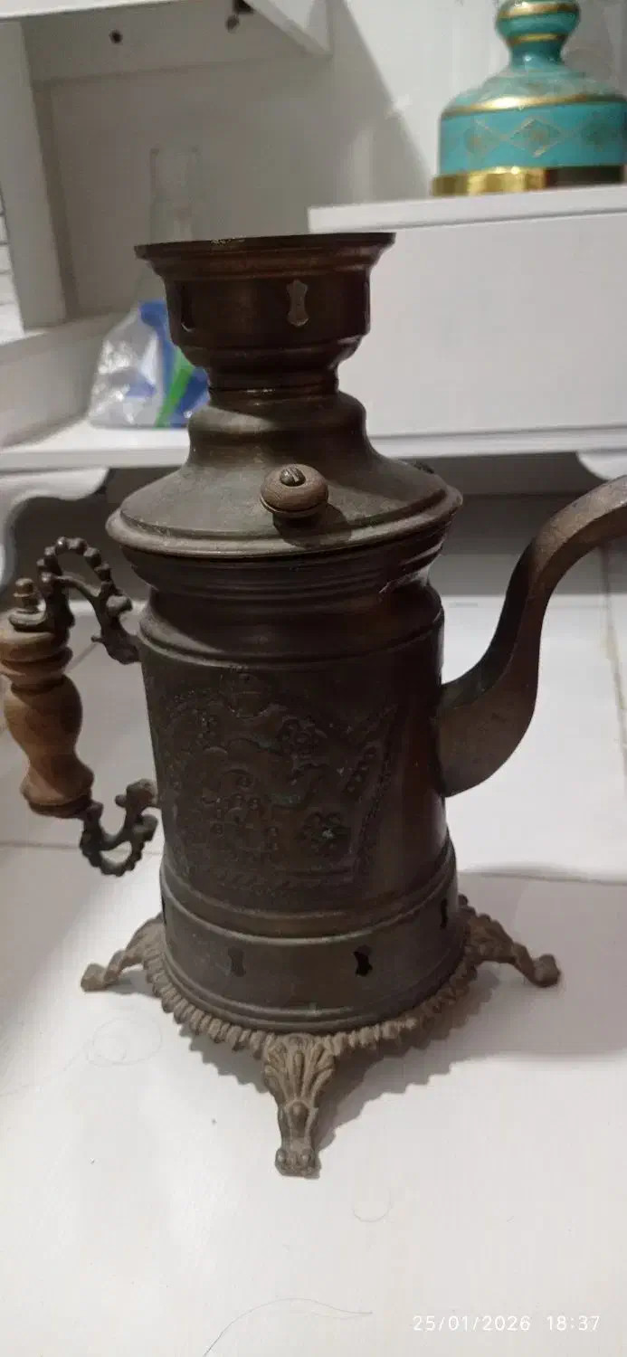 کتری زغالی|کلکسیون اشیاء عتیقه|گرگان, |دیوار