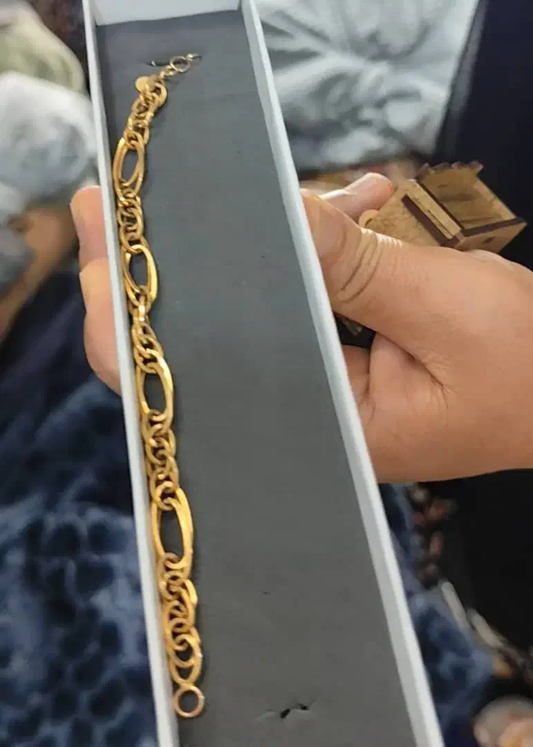 گمشده|جواهرات|قرچک, باقرآباد|دیوار