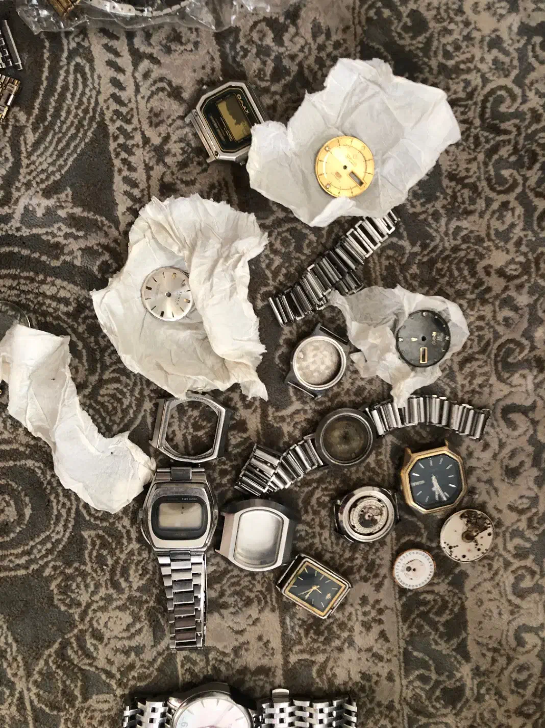 ساعت ولوازم ساعت بند ساعت|ساعت|مشهد, آیت الله کاشانی|دیوار