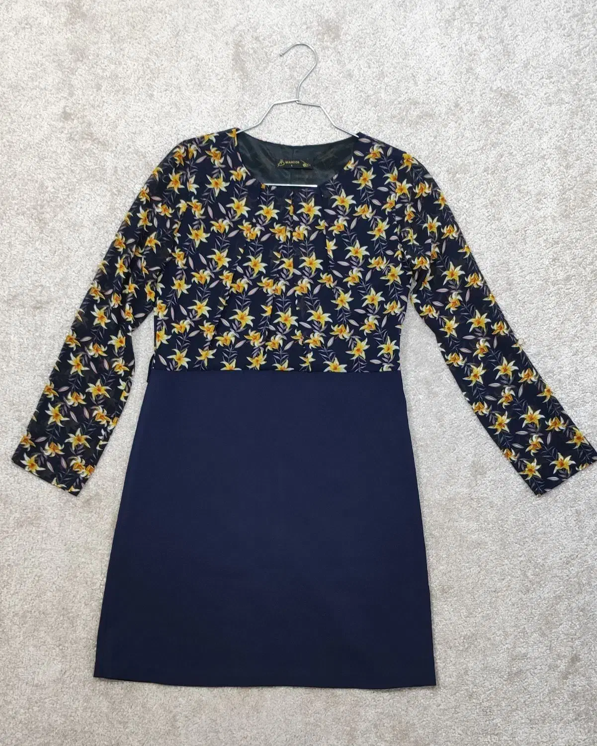 لباس مجلسی|لباس|اندیشه, شهرک کوثر|دیوار