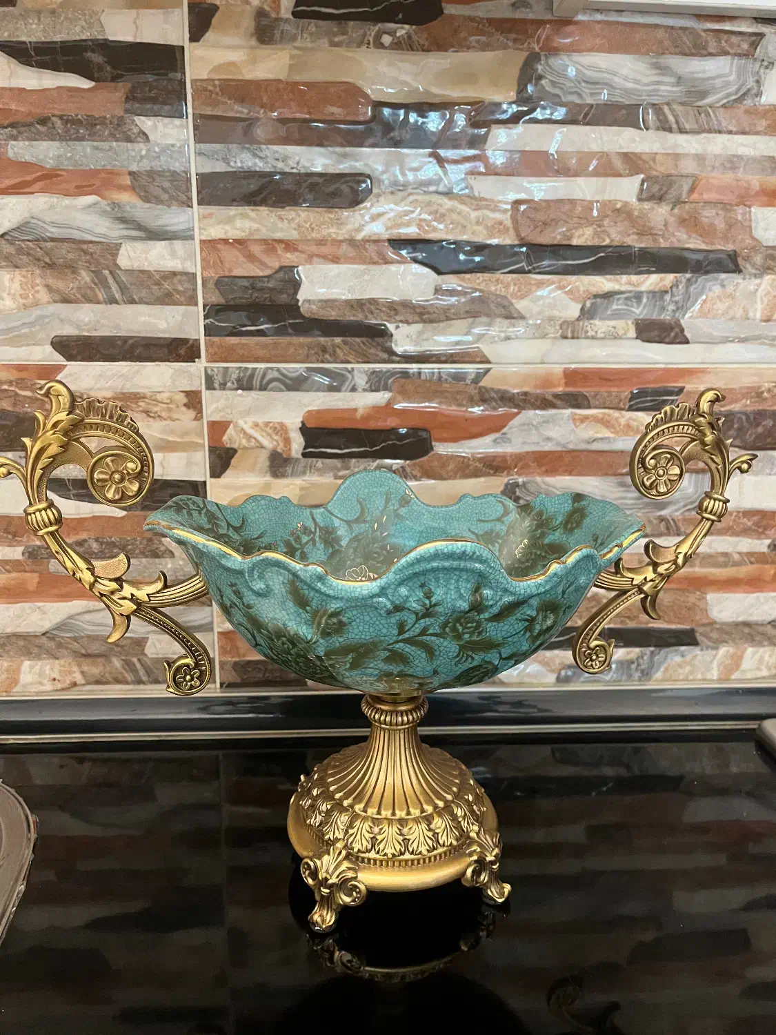 ظرف|ظروف سرو و پذیرایی|نور, |دیوار