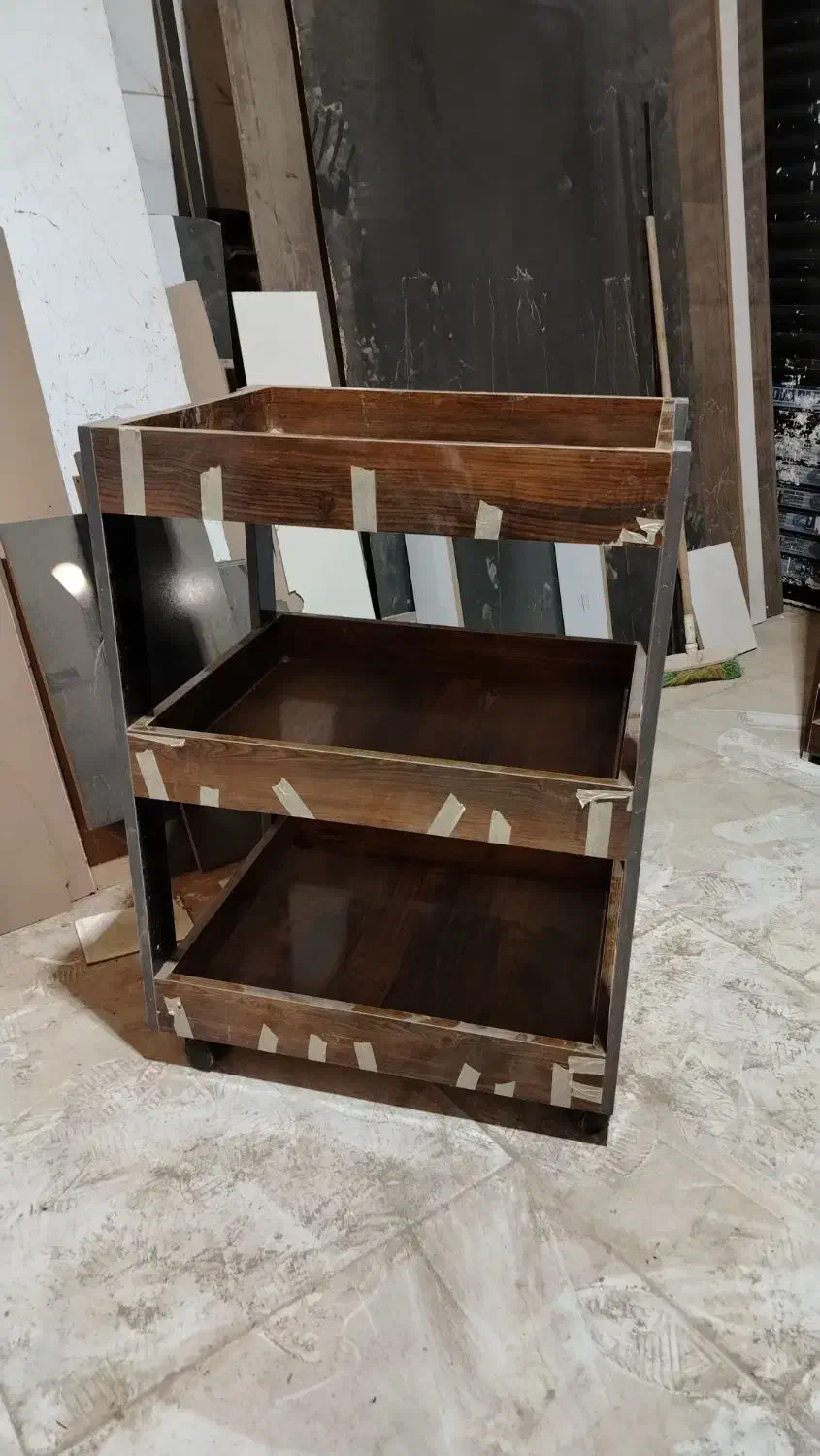 ترولی|آرایشگاه و سالن‌های زیبایی|مشهد, نوید|دیوار