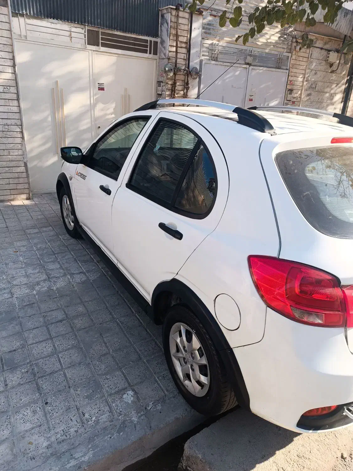 کوییک 1401 یک گلگیر رنگ|خودرو سواری و وانت|مشهد, فاطمیه|دیوار