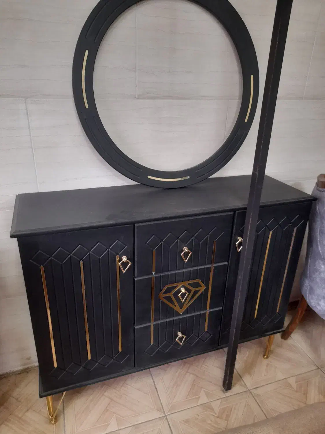 میز کنسول|بوفه، ویترین، کنسول|رشت, گلزاران|دیوار