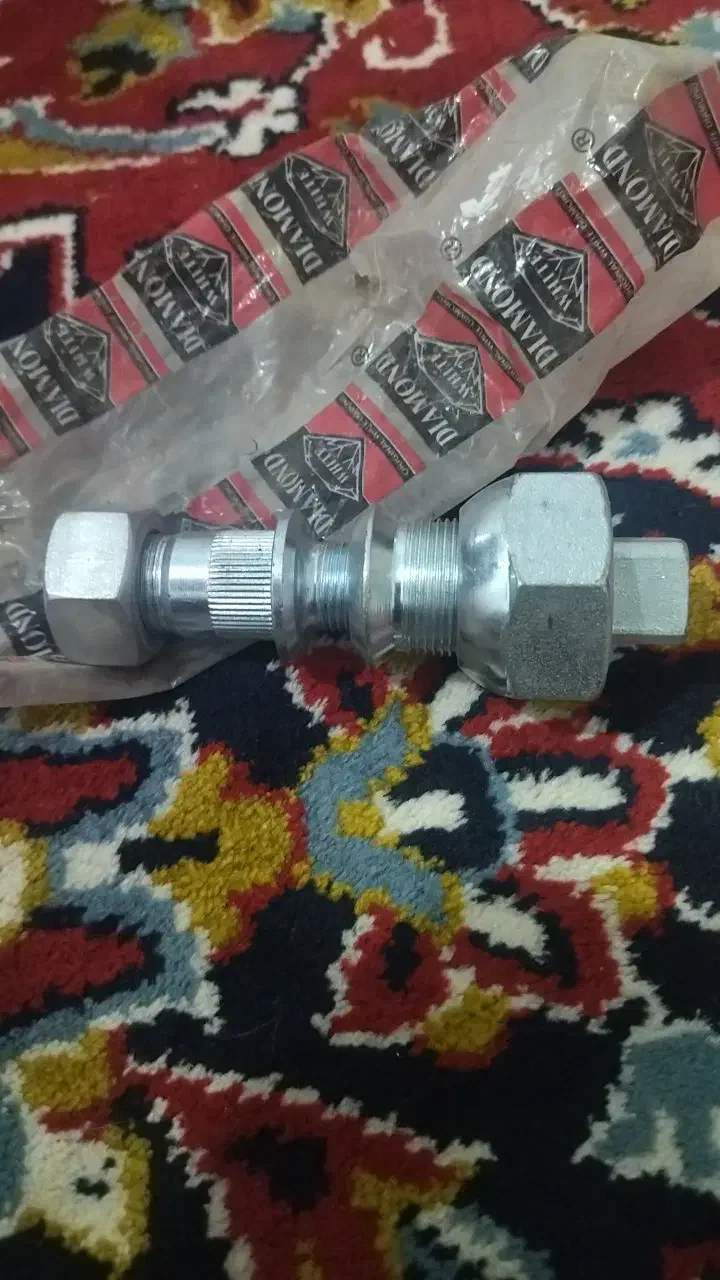 پیچ چرخ عقب ایسوزو|قطعات یدکی و لوازم جانبی|گالیکش, |دیوار