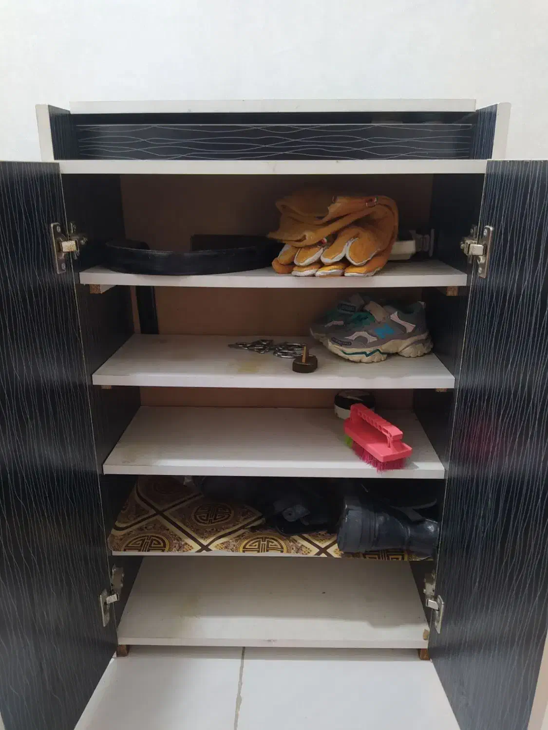 جاکفشی در حد نو|جاکفشی، کمد، دراور|فولادشهر, مسکن مهر فولادشهر|دیوار