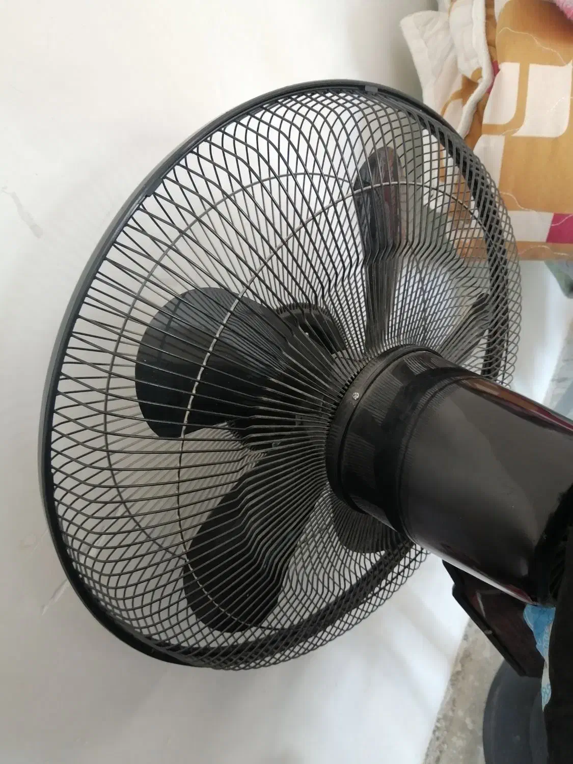 پنکه|پنکه و تصفیه‌کنندهٔ هوا|شیروان (خراسان), |دیوار