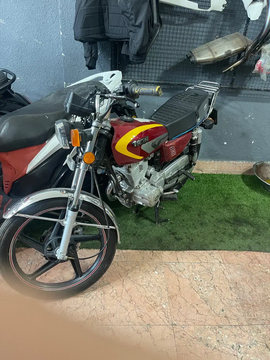 موتور هوندا۲۰۰|موتورسیکلت|سلمان‌شهر, |دیوار