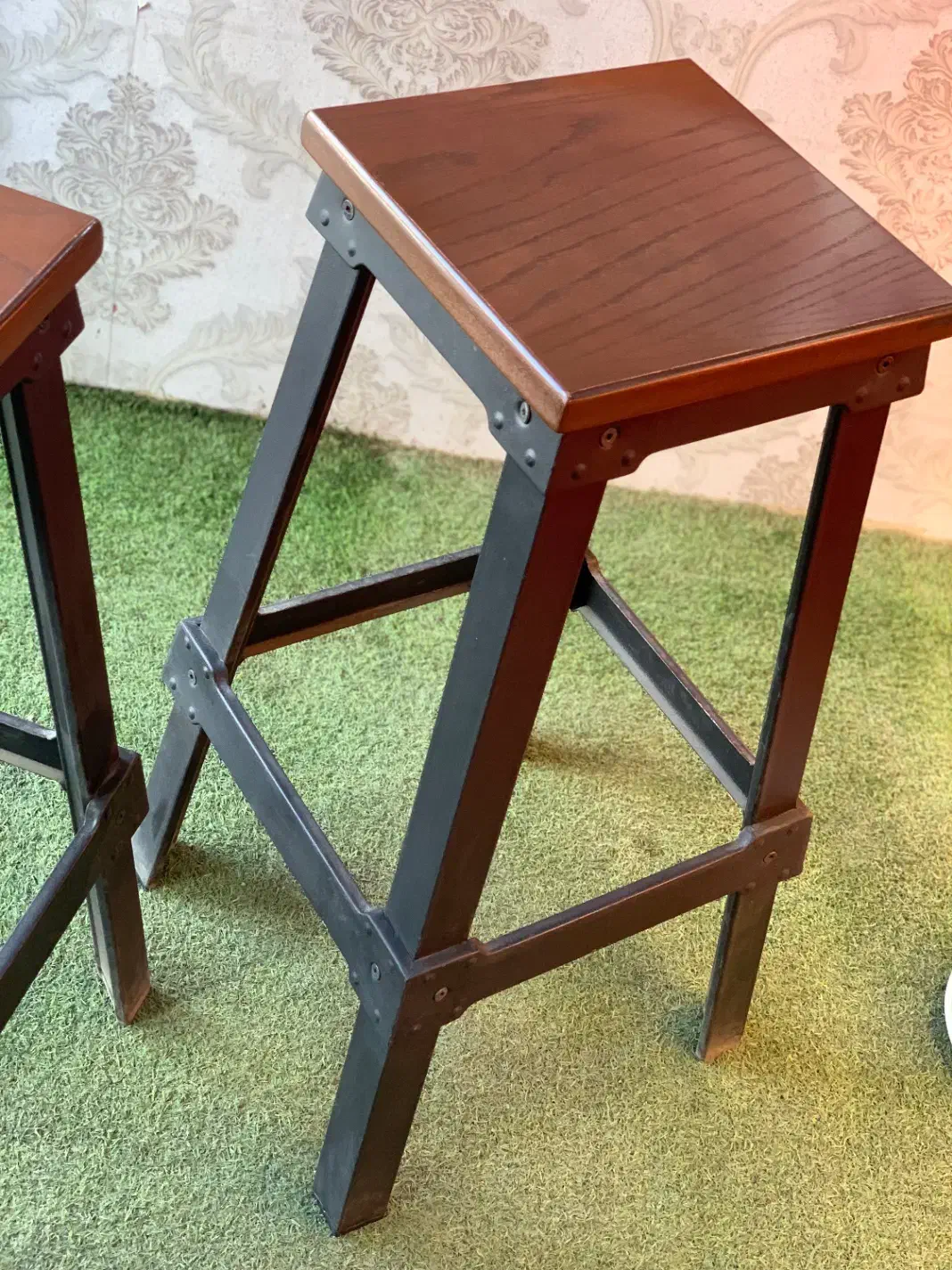 صندلی|صندلی و نیمکت|رامهرمز, |دیوار