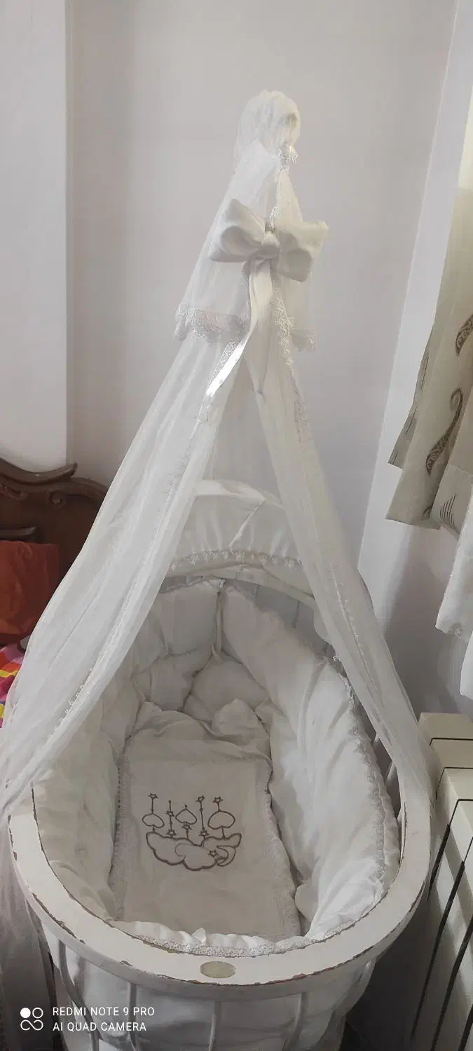 تخت و گهواره نوزاد|تخت و صندلی بچه|مشهد, عبادی|دیوار
