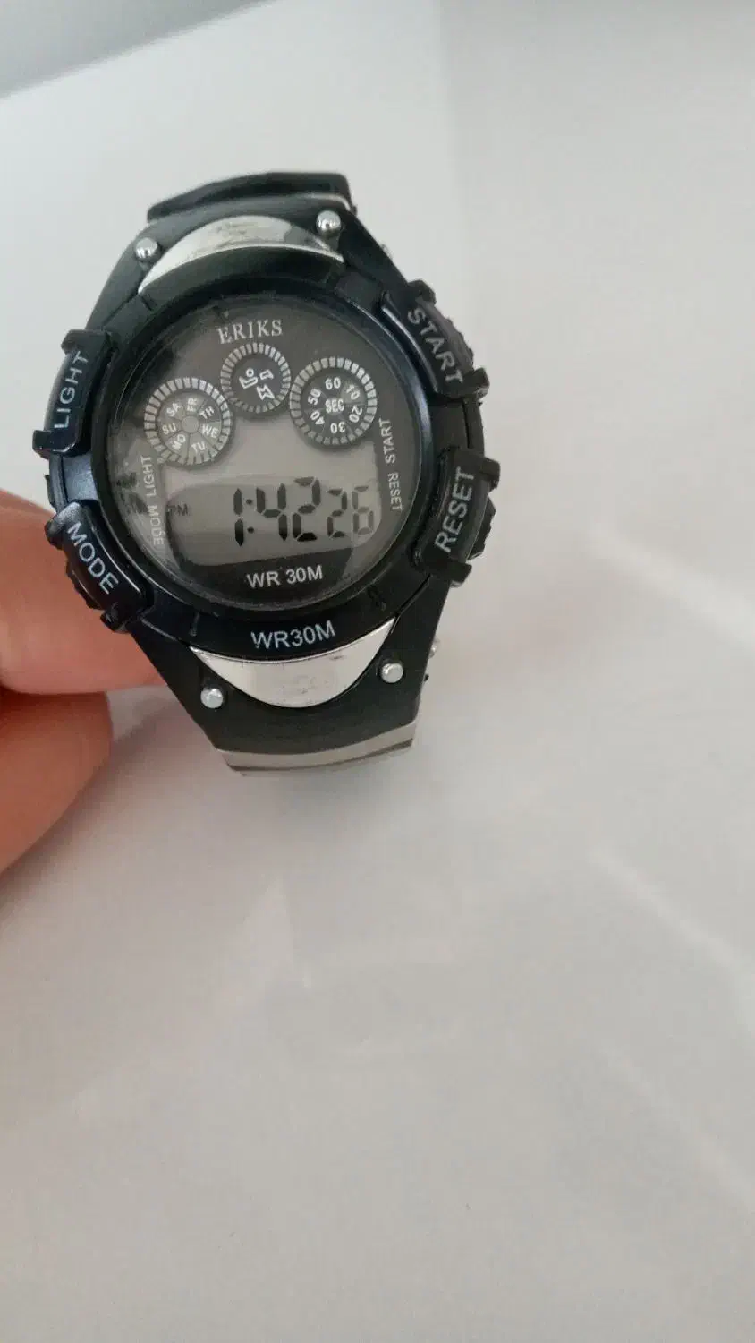 ساعت مچی پسرونه ERlks|ساعت|خرم‌آباد, |دیوار