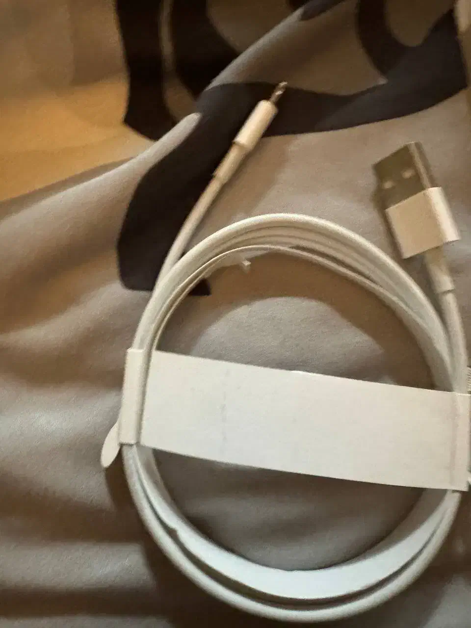 هندزفری و شارژر اپل اورجینال apple|لوازم جانبی موبایل و تبلت|تهران, زعفرانیه|دیوار