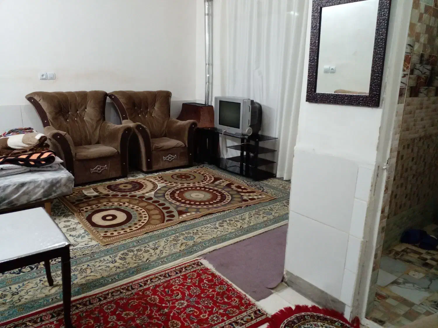 سوئیت حیاط دار دربست|اجارهٔ کوتاه‌مدت آپارتمان و سوئیت|اصفهان, هفتون|دیوار