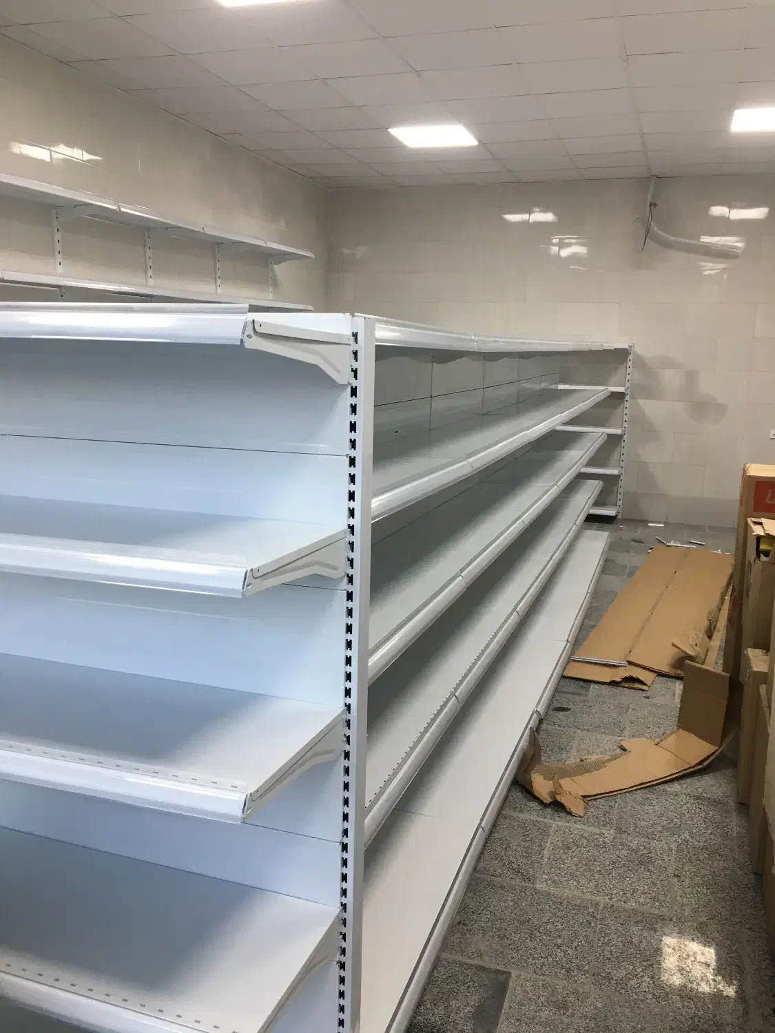 قفسه ترک طراحی حرفه ای|فروشگاه و مغازه|شیراز, حومه شیراز|دیوار