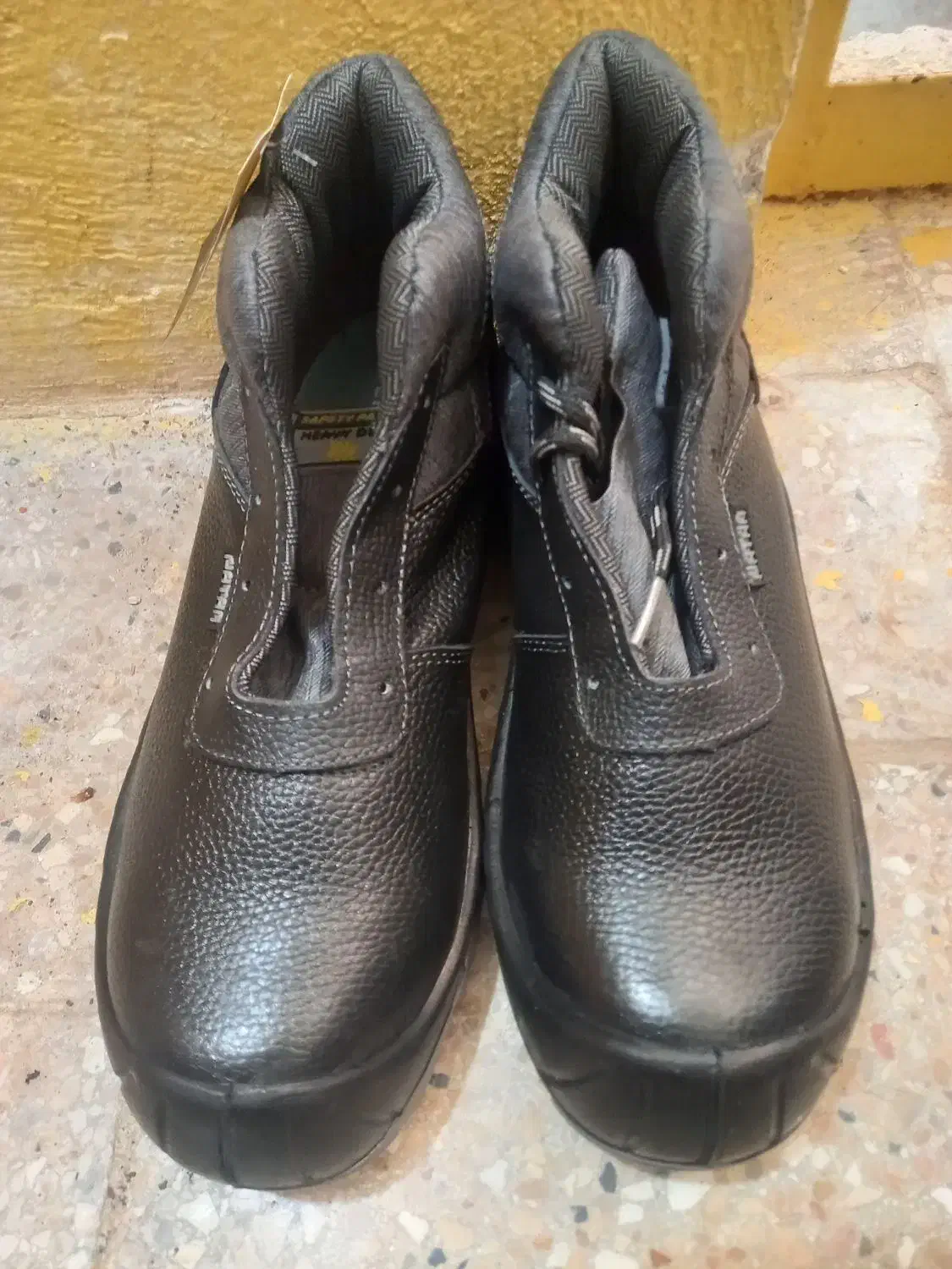 کفش ایمنی چرم طبیعی تبریز|کیف، کفش، کمربند|امیدیه, |دیوار