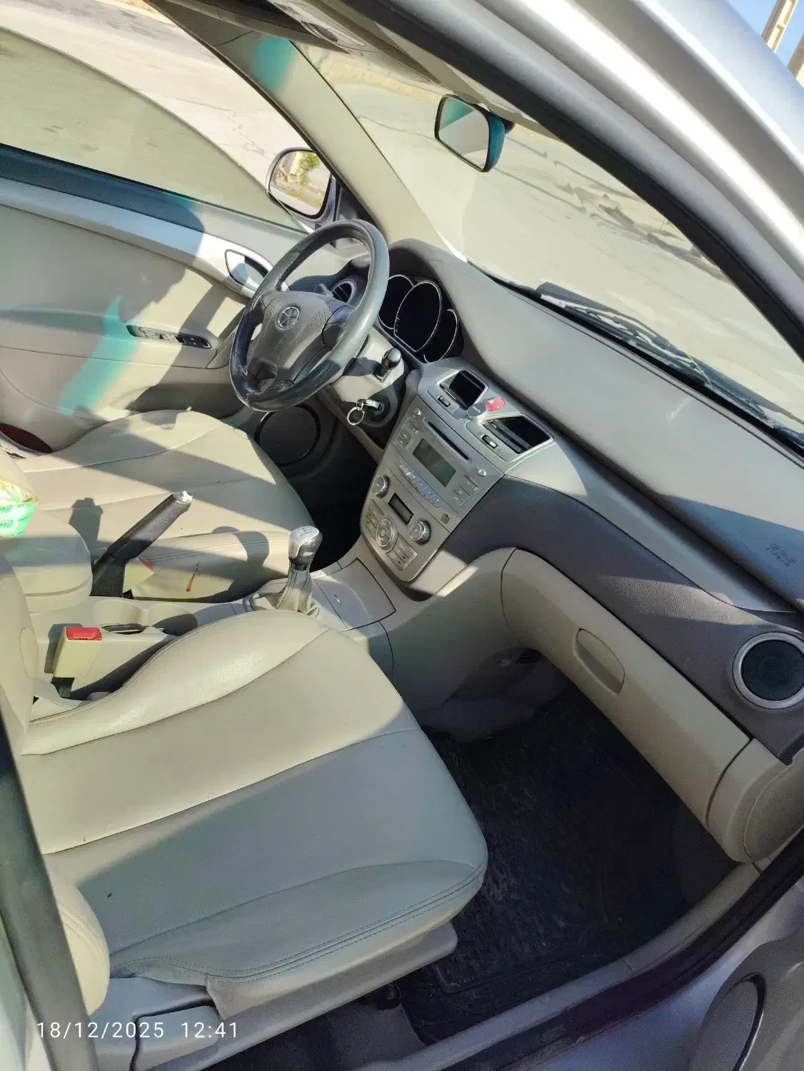 جک جی فایو دنده ای ۹۴|خودرو سواری و وانت|شیراز, شهرک برق|دیوار