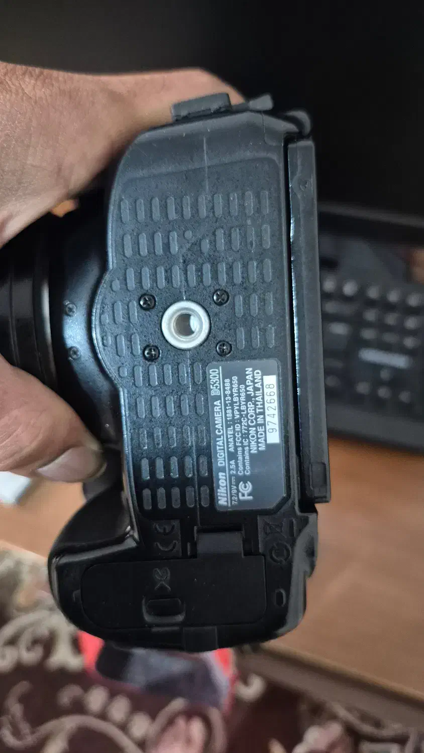 دوربین نیکون 5300D بالنز 50mm|دوربین عکاسی و فیلمبرداری|تربتحیدریه, مظفریه|دیوار