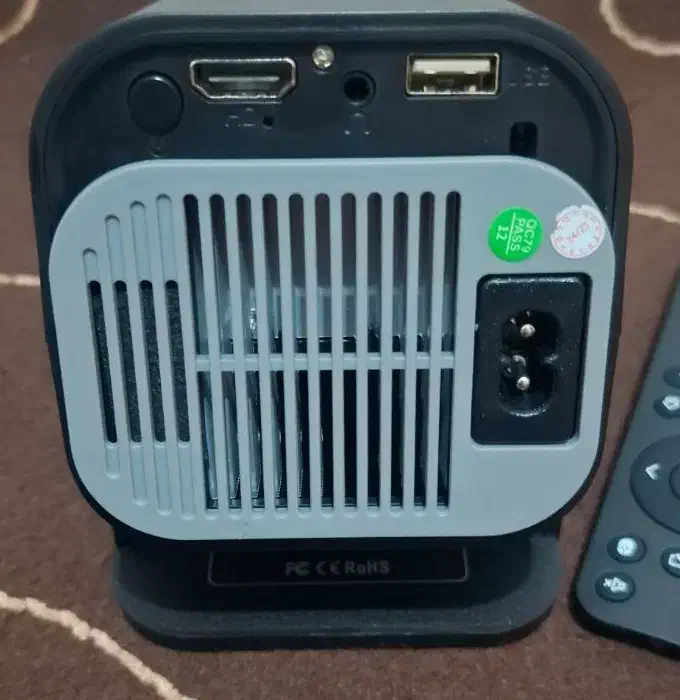 ویدیو پرژکتور خانگی|تلویزیون و پروژکتور|شهریار, شهرک وائین|دیوار