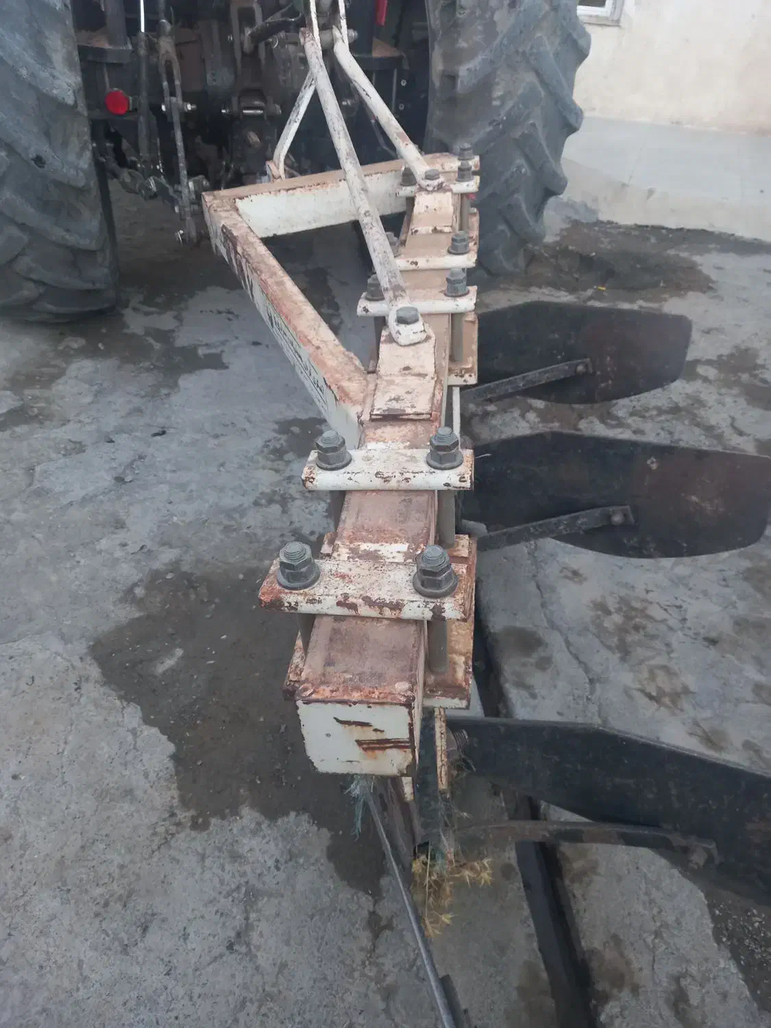 گاوآهن سه خیش|ماشینآلات صنعتی|بیلوار, |دیوار